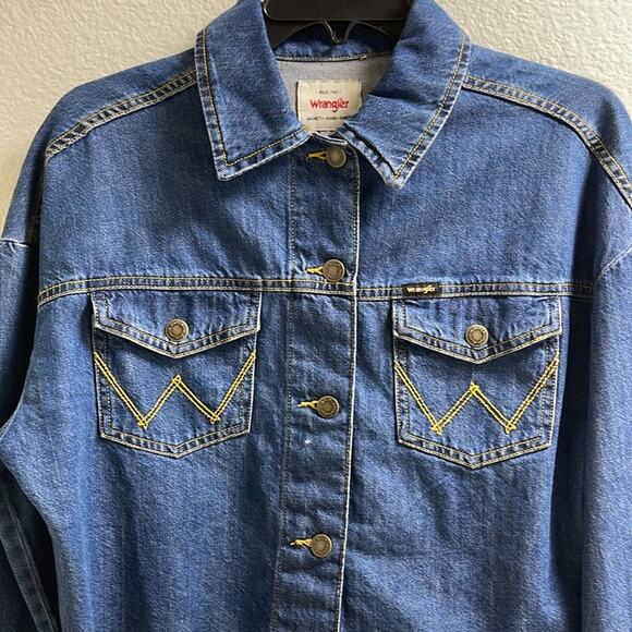 R). Wrangler Cropped Jacket Jeans 4 Buttons Long Sleeve Blue size Small - Picture 2 of 8